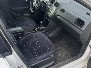 2013 Volkswagen Polo V, белый, 350000 рублей, вид 5