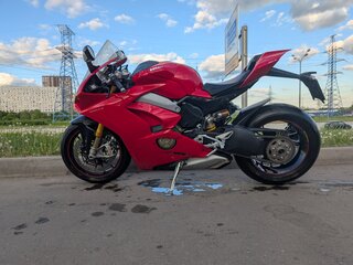 2018 Ducati Panigale V4, красный, 1550000 рублей, вид 1