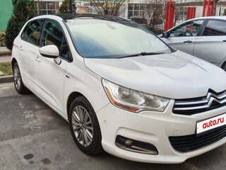 2011 Citroen C4 II, белый, 690000 рублей, вид 2