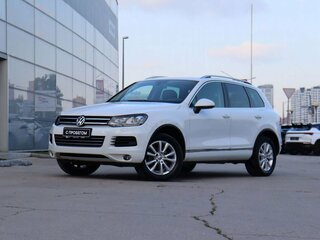 2013 Volkswagen Touareg II, белый, 2447000 рублей, вид 1