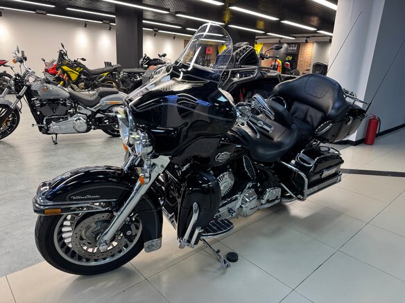 2012 Harley-Davidson Electra Glide, чёрный, 1100000 рублей - вид 2