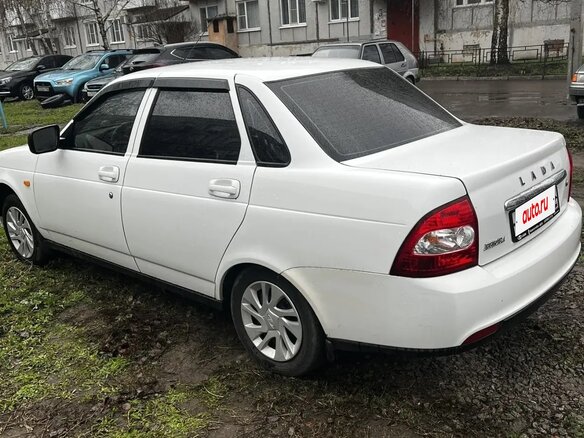 2017 Lada (ВАЗ) Priora I Рестайлинг, белый - вид 5