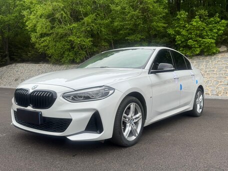 2022 BMW 1 серии 120i III (F52) Рестайлинг, белый, 1800000 рублей, вид 3