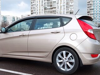 2013 Hyundai Solaris I, бежевый, 735000 рублей, вид 5