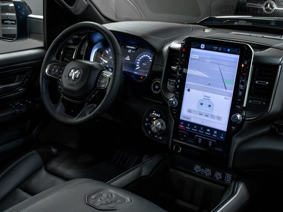 2026 Ram 1500 Crew Cab V Рестайлинг, синий - вид 20