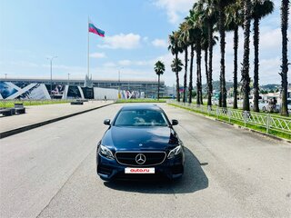 2019 Mercedes-Benz E-Класс 300 V (W213, S213, C238), синий, 4350000 рублей, вид 3