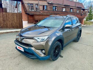 2017 Toyota RAV4 IV (XA40) Рестайлинг, коричневый, 2500000 рублей, вид 1