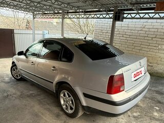 1997 Volkswagen Passat B5, серебристый, 400000 рублей, вид 4