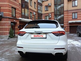 2020 Maserati Levante I Рестайлинг, белый, 4300000 рублей, вид 5