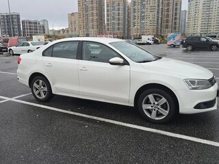 2013 Volkswagen Jetta VI, белый, 1000000 рублей, вид 2