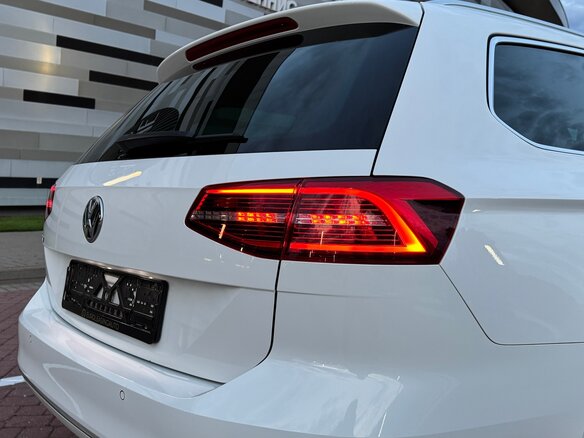 2018 Volkswagen Passat B8, белый, 1990000 рублей - вид 23