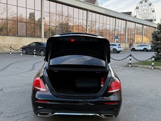 2019 Mercedes-Benz E-Класс 200 V (W213, S213, C238), чёрный, 3090000 рублей, вид 5