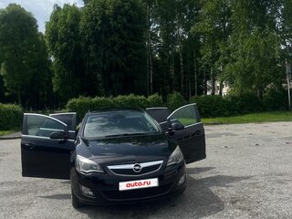 2010 Opel Astra J, чёрный, 705000 рублей, вид 2