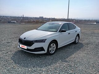 2021 Skoda Octavia IV (A8), белый, 1680000 рублей, вид 2