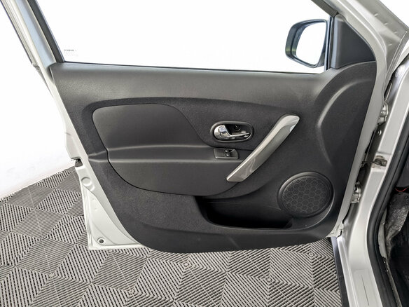 2017 Renault Sandero Stepway II, серый, 960000 рублей - вид 18