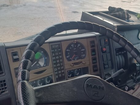 1989 MAN G 90, бежевый, 700000 рублей, вид 5