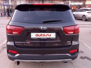 2020 Kia Sorento III Prime Рестайлинг, коричневый, 3850000 рублей, вид 4