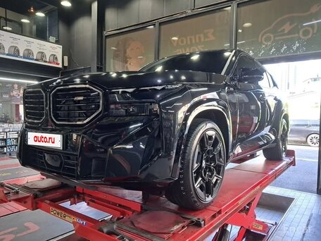 BMW XM