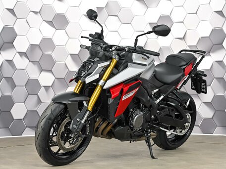 2025 Suzuki GSX-S 1000, серебристый, 1299000 рублей, вид 2