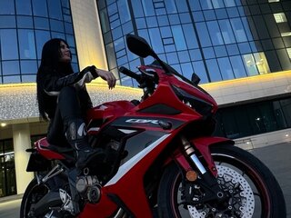 2021 Honda CB 650R, красный, 1000000 рублей, вид 1