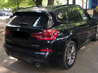 2020 BMW X3 20i xDrive III (G01), чёрный, 4500000 рублей, вид 4