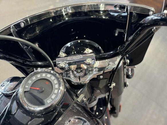 2021 Harley-Davidson Heritage, серый, 3500000 рублей - вид 14