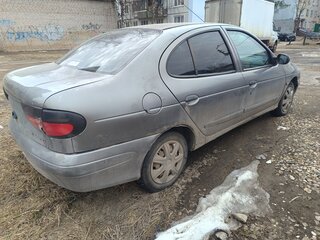 2003 Renault Megane I Рестайлинг, серый, 86000 рублей, вид 2