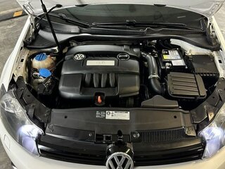 2010 Volkswagen Golf VI, белый, 680000 рублей, вид 5