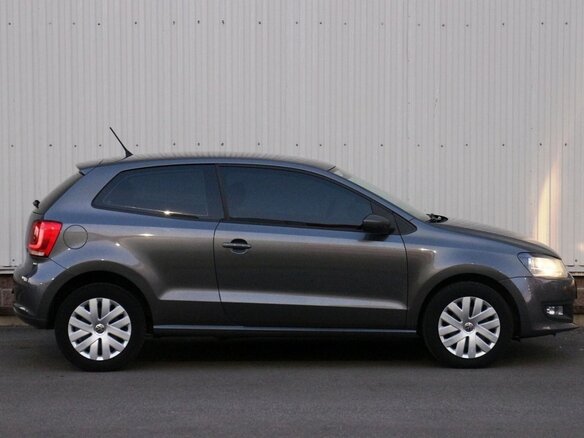 2011 Volkswagen Polo V, серый, 820000 рублей - вид 4