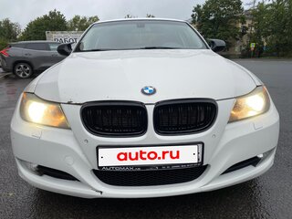 2011 BMW 3 серии 320i V (E90/E91/E92/E93) Рестайлинг, белый, 860000 рублей, вид 3