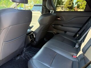 2024 Toyota Crown Signia XVI (S230), чёрный, 6499999 рублей, вид 5