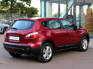 2010 Nissan Qashqai I Рестайлинг, красный, 849000 рублей, вид 4