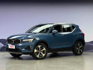 2023 Volvo XC40 I Рестайлинг, голубой, 3983055 рублей, вид 1