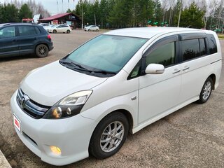 2012 Toyota ISis I Рестайлинг, белый, 1240000 рублей, вид 3
