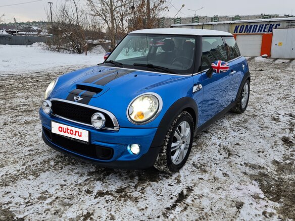2011 Mini Hatch Cooper S II (R56) Рестайлинг, голубой, 1100000 рублей - вид 5