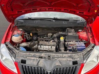 2011 Skoda Fabia II Рестайлинг, красный, 550000 рублей, вид 1