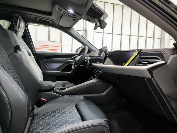 2026 Audi Q5 L III (GU), чёрный, 6250000 рублей - вид 10