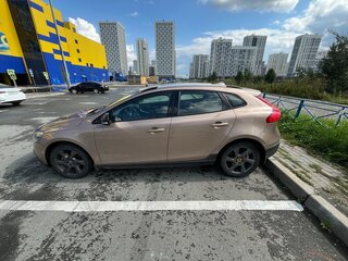 2014 Volvo V40 II, бежевый, 1300000 рублей, вид 4