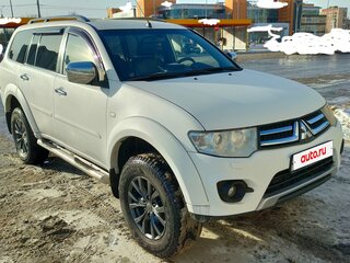 2013 Mitsubishi Pajero Sport II Рестайлинг, белый, 1700000 рублей, вид 3