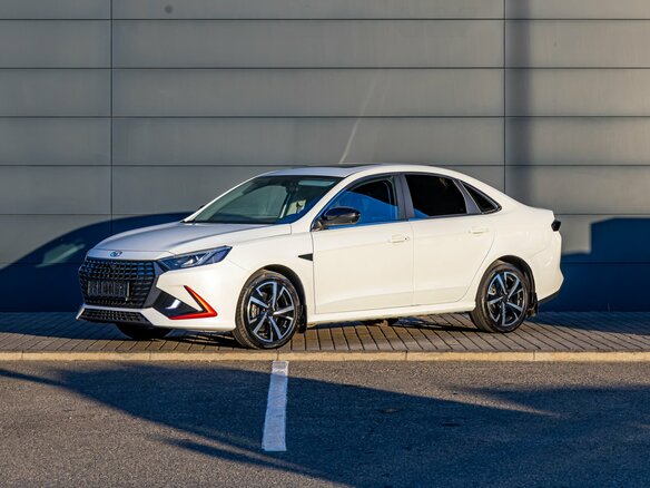 2023 Kaiyi E5, белый, 1195000 рублей