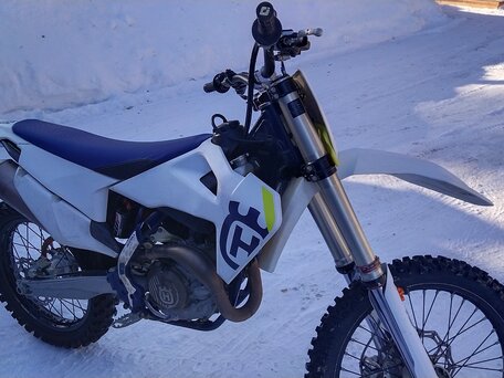 2019 Husqvarna FC 450, белый, 580000 рублей, вид 3