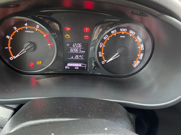 2018 Lada (ВАЗ) Granta I Рестайлинг, чёрный, 695000 рублей - вид 6