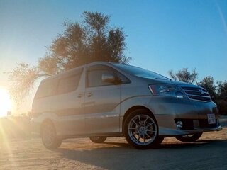 2004 Toyota Alphard I, золотистый, 1850000 рублей, вид 3