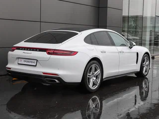 2017 Porsche Panamera 4 II, белый, 5298000 рублей, вид 5