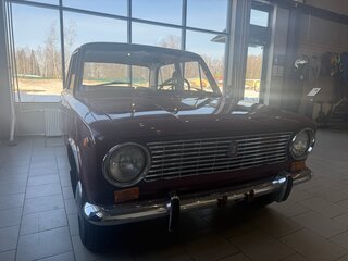 1974 Lada (ВАЗ) 2101, красный, 530000 рублей, вид 2
