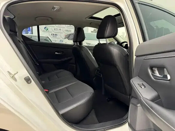 2022 Nissan Sylphy IV (B18), белый, 1100000 рублей - вид 10