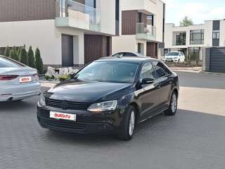 2014 Volkswagen Jetta VI Рестайлинг, чёрный, 600000 рублей, вид 2