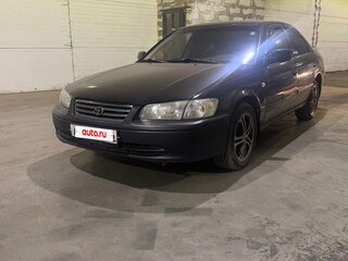 2001 Toyota Camry IV (XV20) Рестайлинг, чёрный, 525000 рублей, вид 1