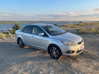 2011 Ford Focus II Рестайлинг, серебристый, 640000 рублей, вид 5