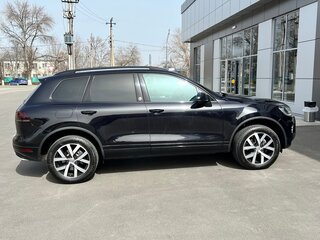 2018 Volkswagen Touareg II Рестайлинг, чёрный, 4000000 рублей, вид 5